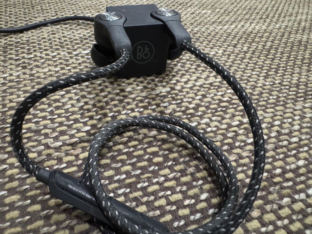 Продам наушники B&O Beoplay H5