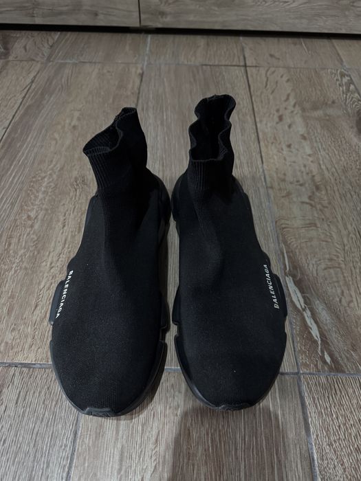 Balenciaga speed runners