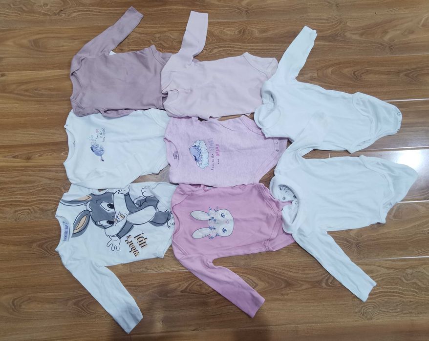 Vând hăinuțe mărimea 80