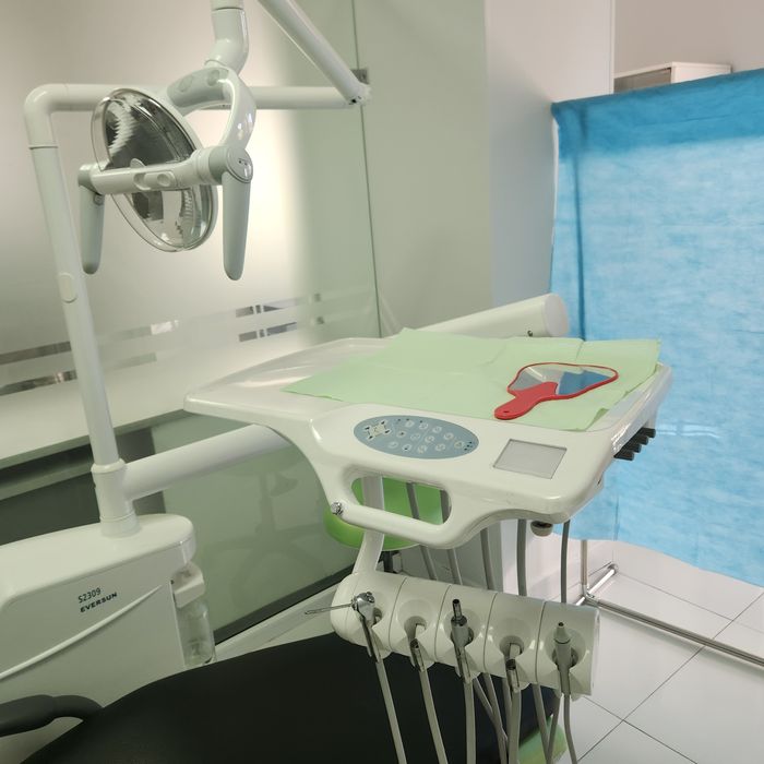 СТОМ установка кресло eversun2309 в хорошем состоянии без компресара