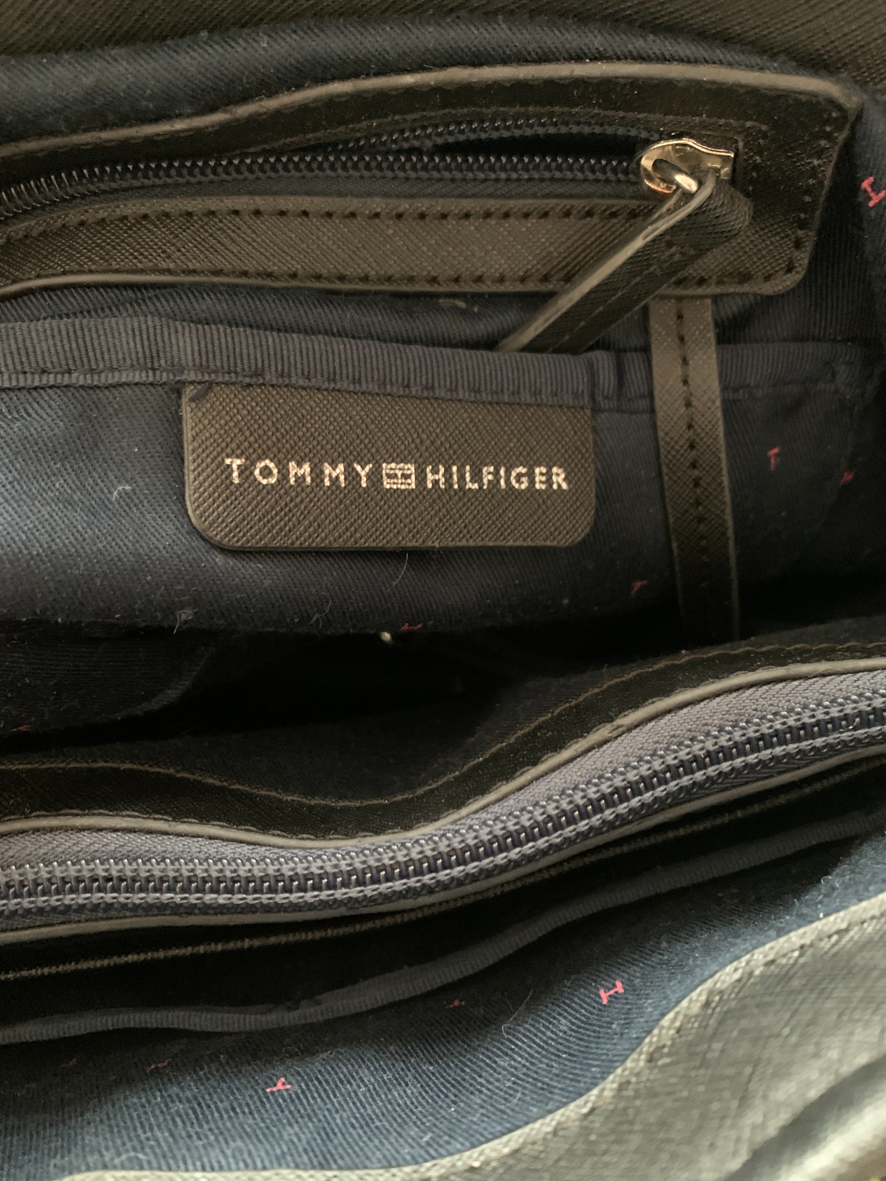 Дамска оригинална чанта Tommy Hilfiger