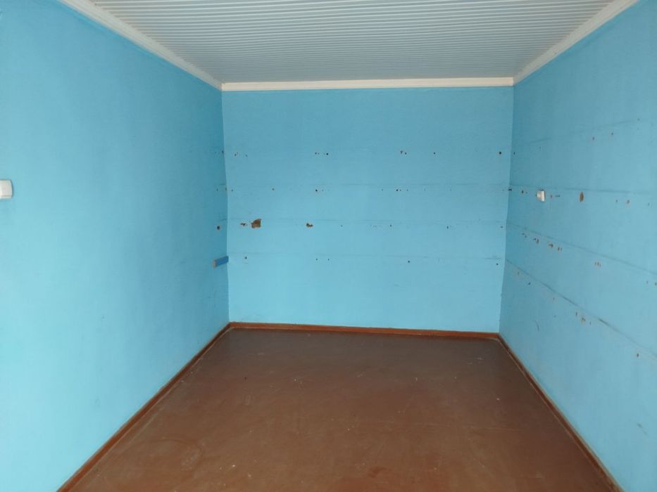 13 sotiq zor joy yashash