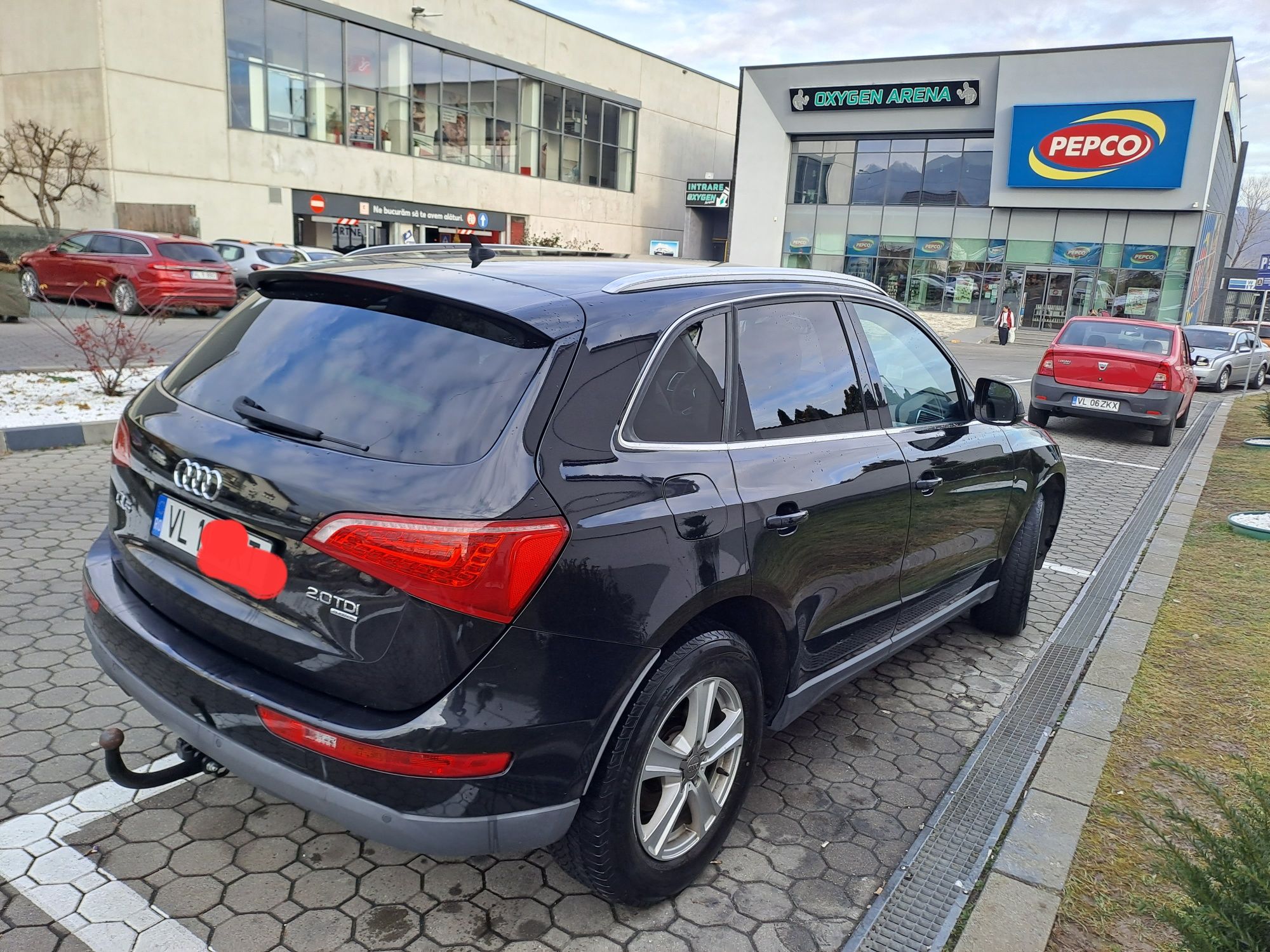 Audi Q 5 - 2010 , motor 2000 - 9600 euro