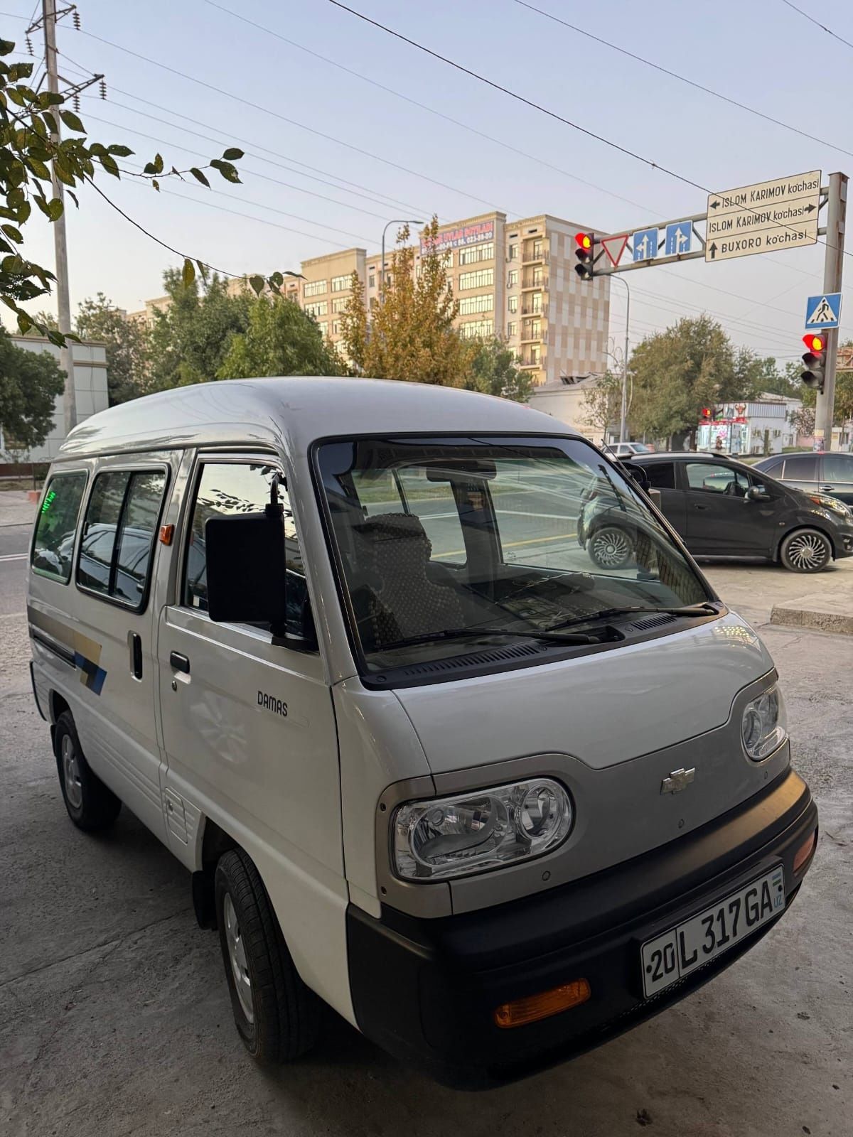 Damas avtomobili