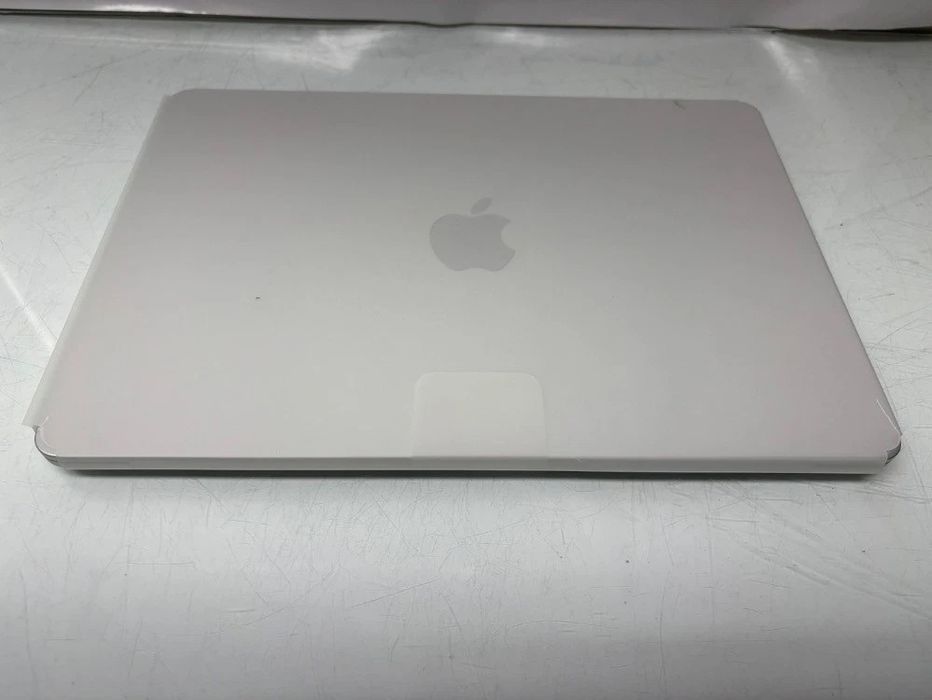 Продаются два Macbook Air 2025 срочно с США