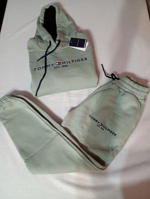 Екипи за двойки Продават се и по отделно