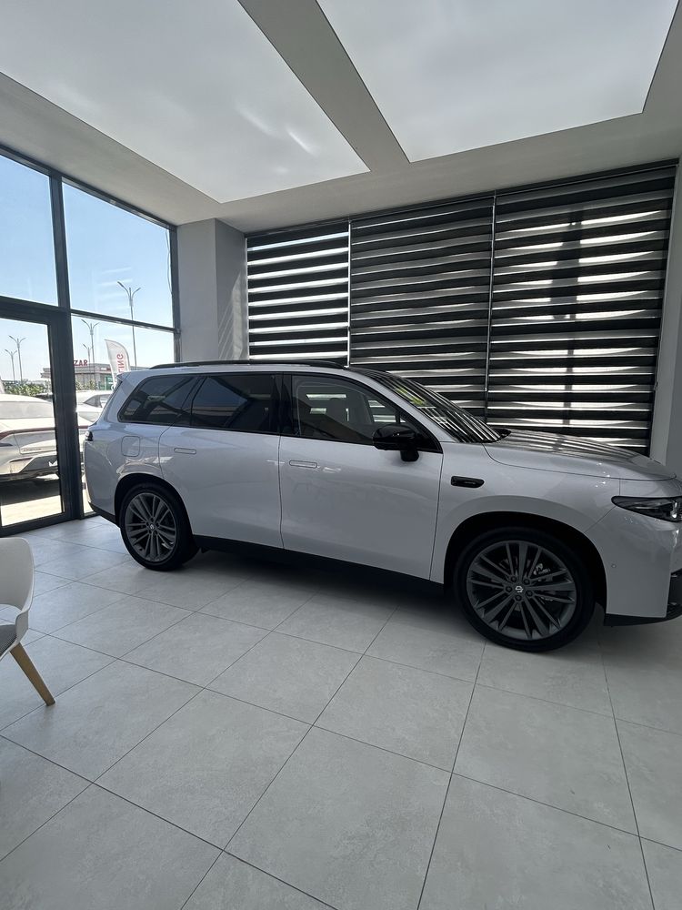 Leapmotor C16 210KM Premium Dop opsiya Gibrid