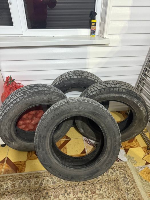 Зимний комплект Шин на Камри 70