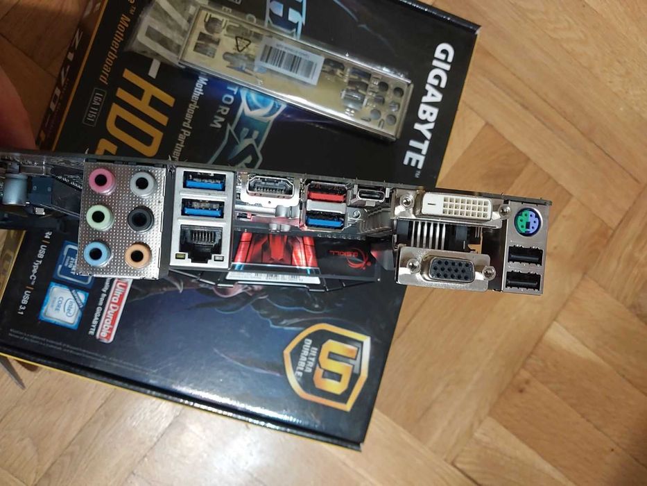 Intel Core i5 6600 + Gigabyte Z170 HD3P + 16GB G.Skill