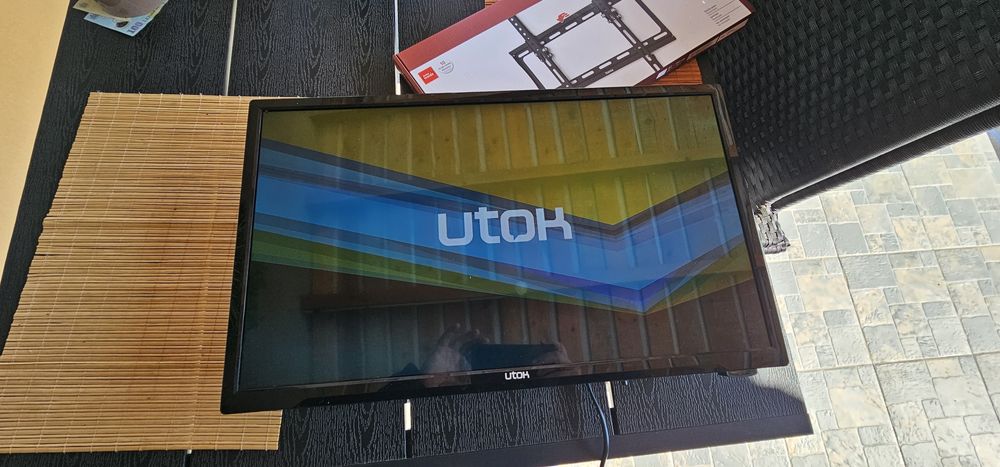 Vand Tv Utok Diagonala 61 cm