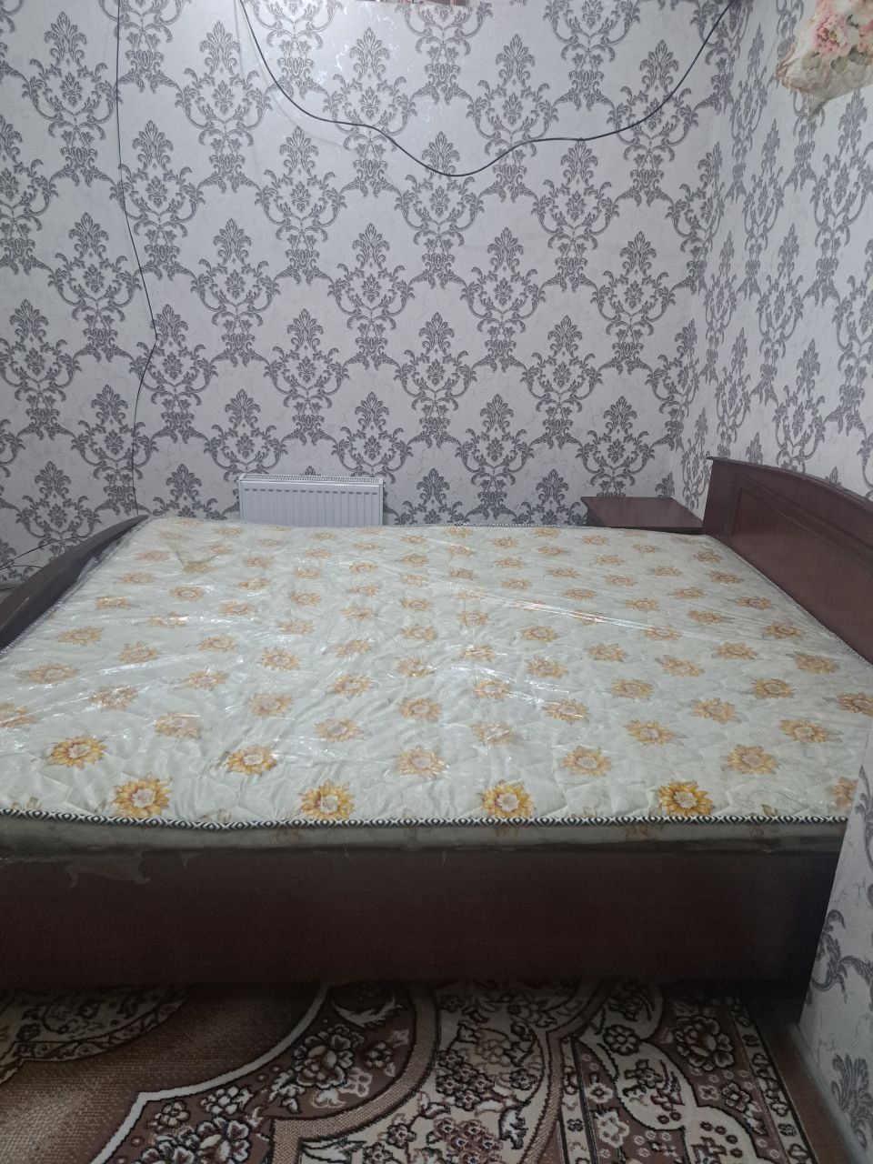 Tezda 2 Xonali kvartira Ijaraga beriladi polu padval