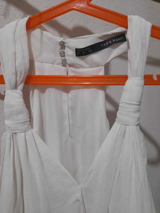 Bluzita sexy alba, vaporoasa Zara mas.S