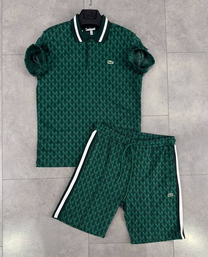 Мъжки екипи Lacoste 4 цвята,  2 модела/ с яка/без