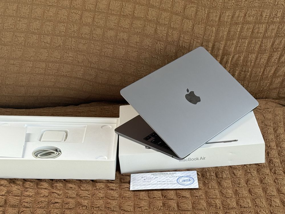 Модель 2024!НОВЫЙ 14 цикл Apple MacBook Air 13 Chip M2 2022 ЕАС серый