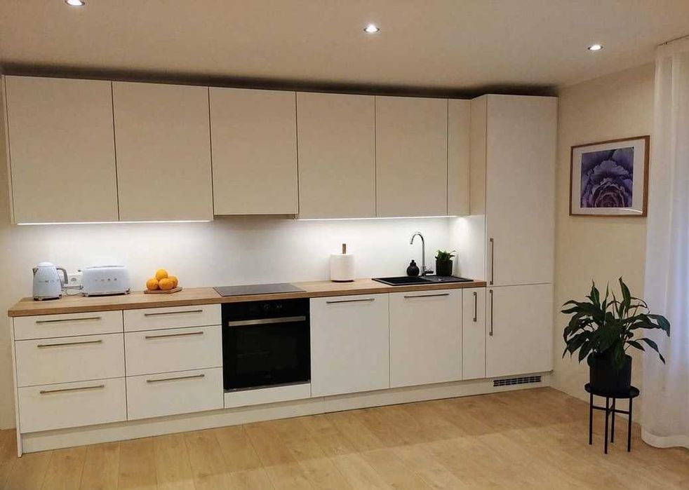 Mobila sector 5 - Bucuresti si Ilfov  bucatarie , living