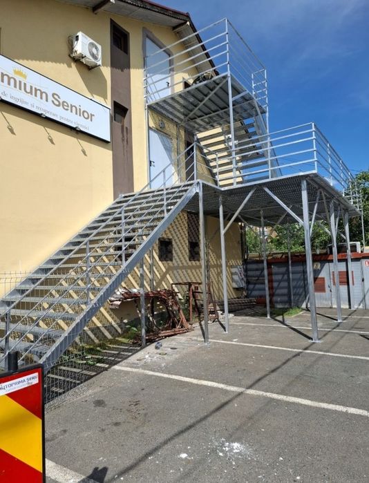 Scări metalice galvanizate la orice demisiune asiguram transport ori u