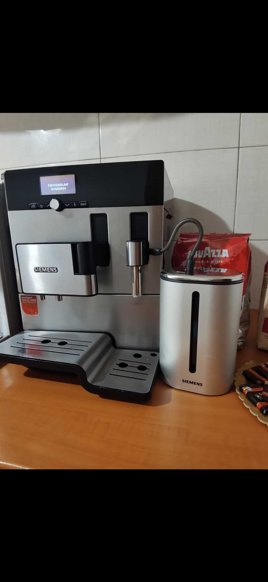 Espressor Cafea Siemens EQ 8 Latte