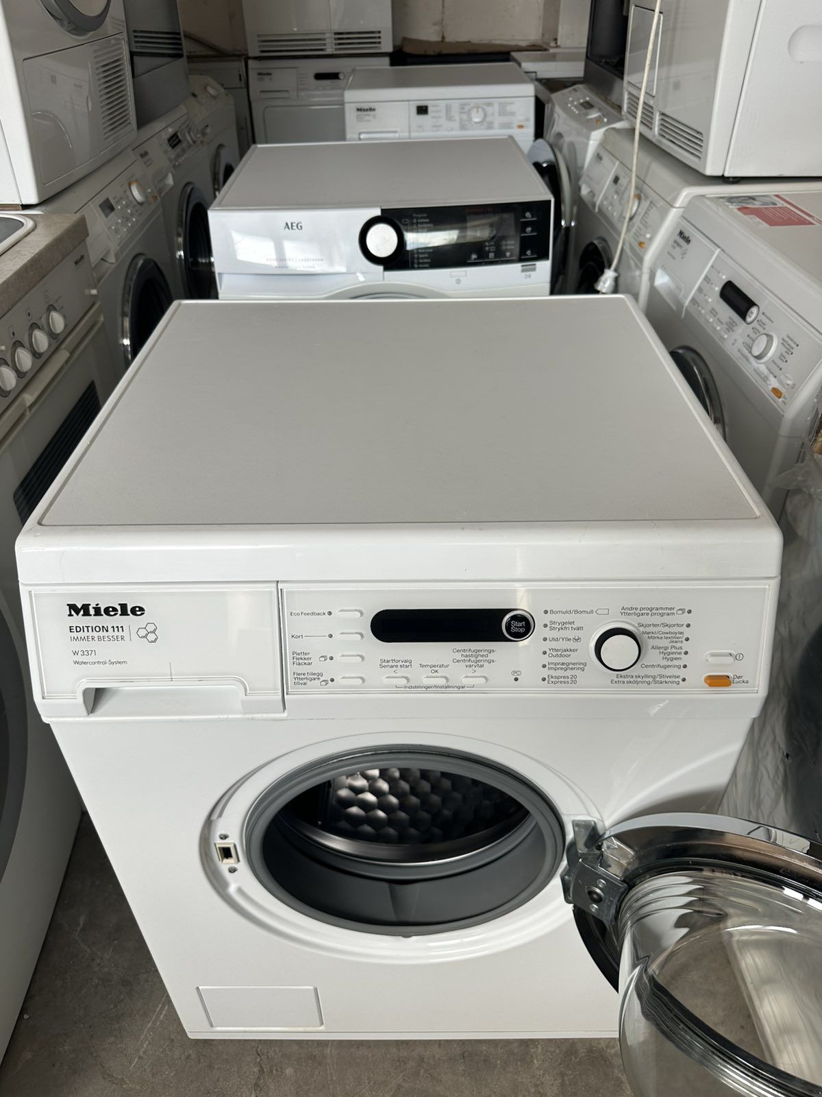 Пералня +гаранция. MIELE EDITION 111. Клас А 8кг. Доставка за София