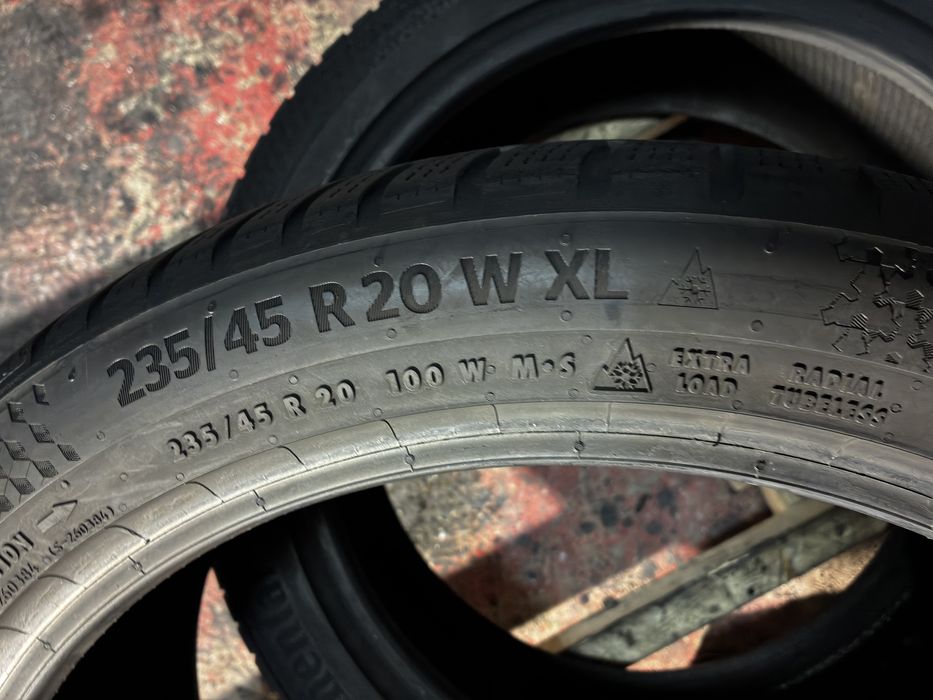 235/45R20 100W  Continental 2021