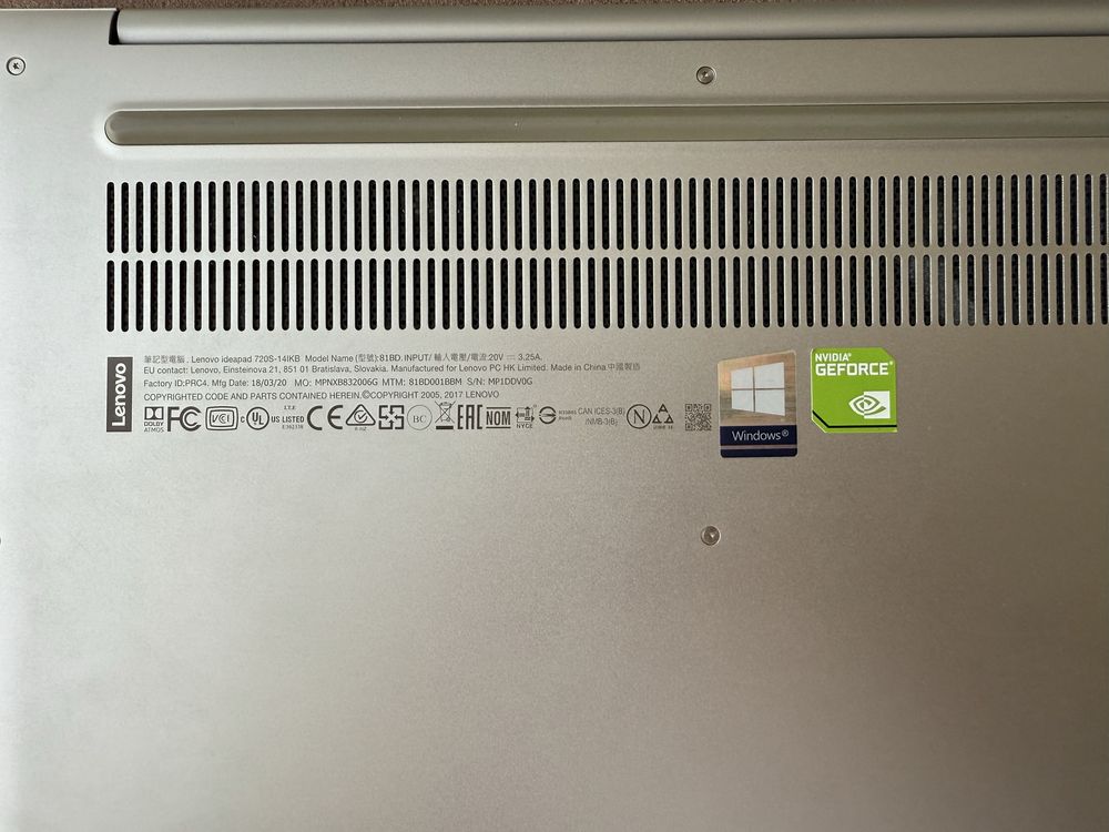 Lenovo IdeaPad 720S-14IKB – i7