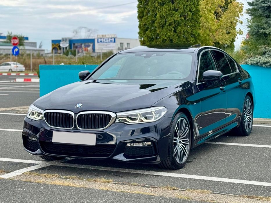 BMW Seria 5 G30/M pack/Trapa/Faruri led/Head up/Cheie display/Km Reali