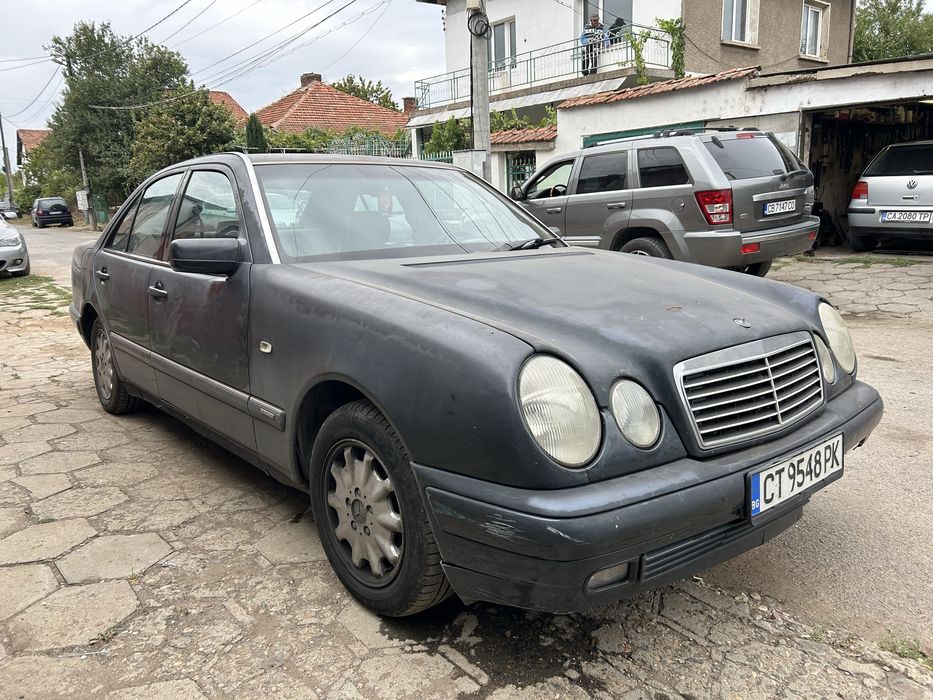 Mercedes E 200 Kompressor (W210) 1999 г, 136 к.с., НА ГАЗ, АВТОМАТИК