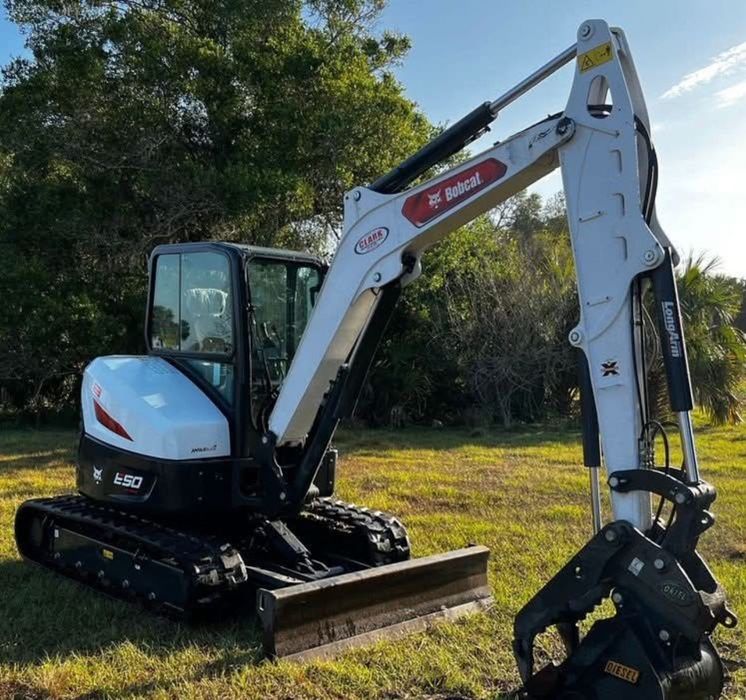2022 Bobcat E50 miniescavator
