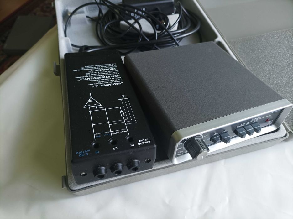 Изолиращ усилвател PHILIPS PM8940