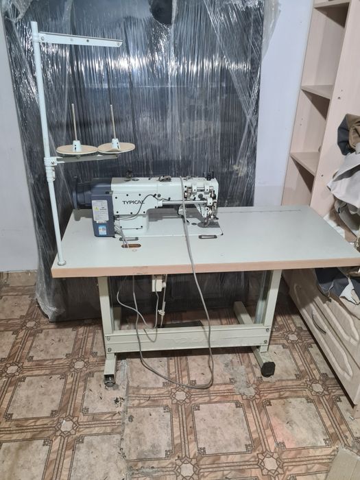Продам швейную машину