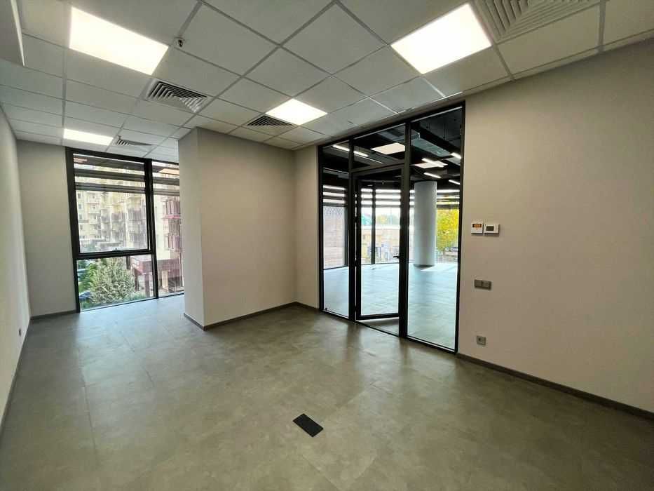 Сдаётся офис 306 м² в БЦ Orient, Центр Юнусабадский р-н рынок Алайский