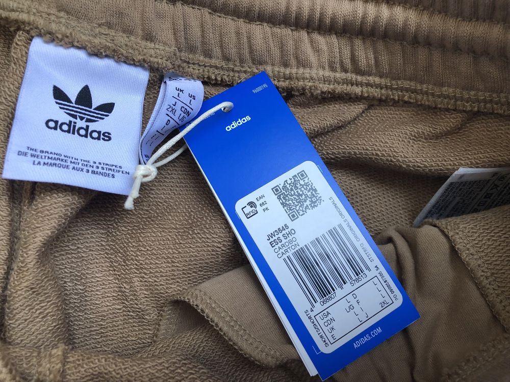 Adidas Essential ОРИГИНАЛЕН мъжки сет/екип къси панталони и тениска L