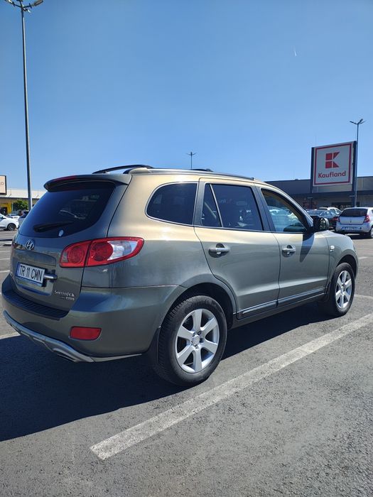 Vând Hyundai Santa Fe 4x4 Automat