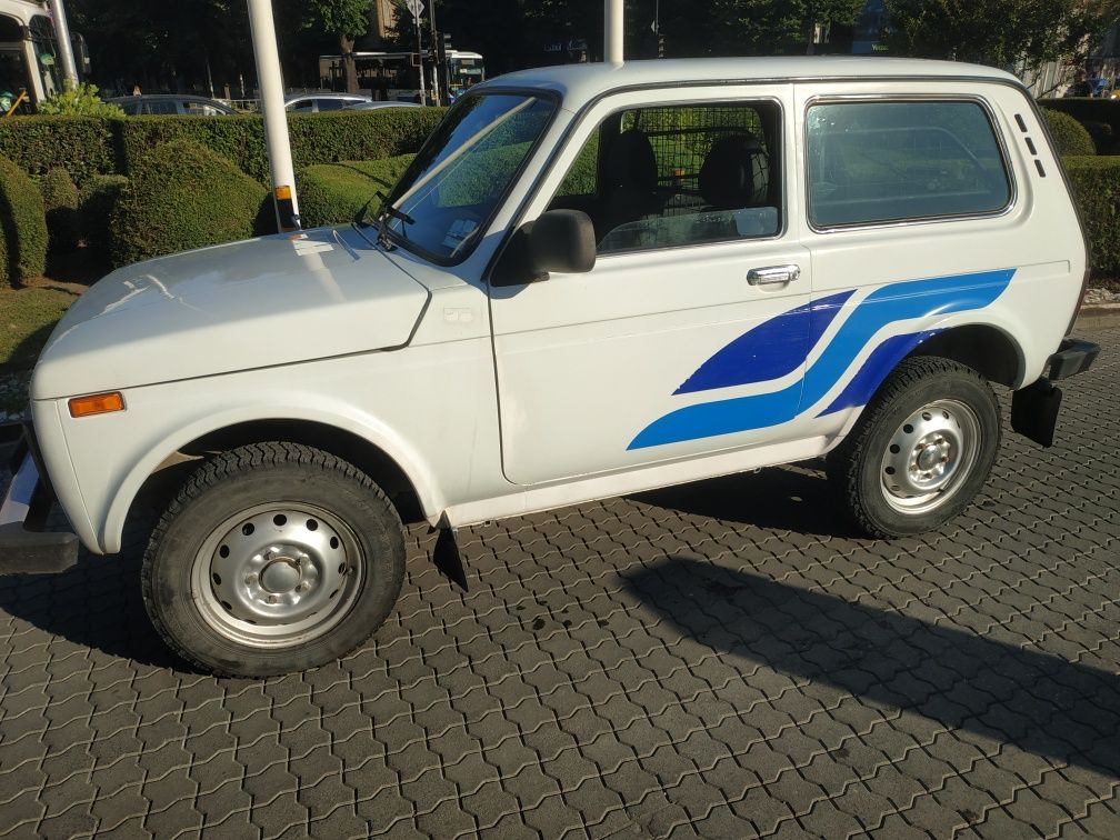 Lada Niva 4x4 2015 Gas 1.7i