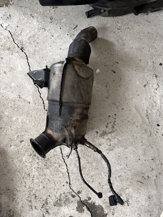 Vând dpf BMW E90 2.0 tdi 163 cp 2007 cod 7796625/7796628