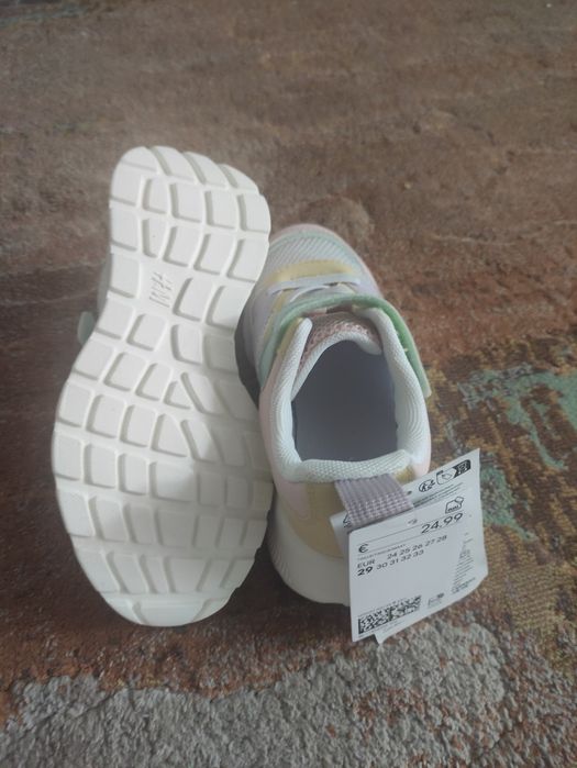 Adidași fete măsura 29