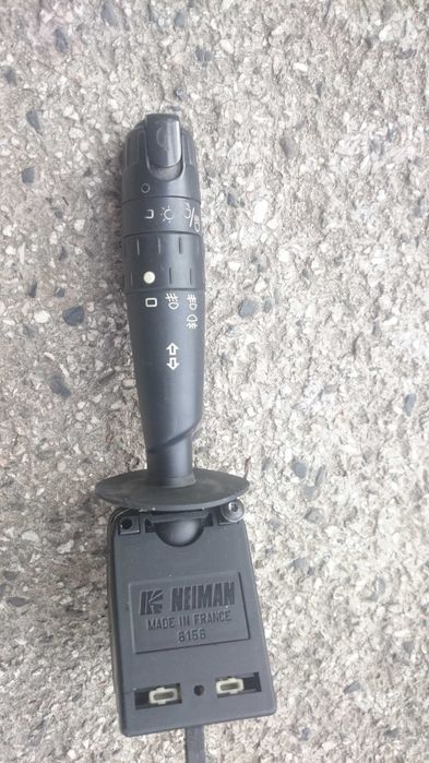 Привключватели за фарове,мигачи и клаксон за:Ланча зета,Пежо806,Фиат .