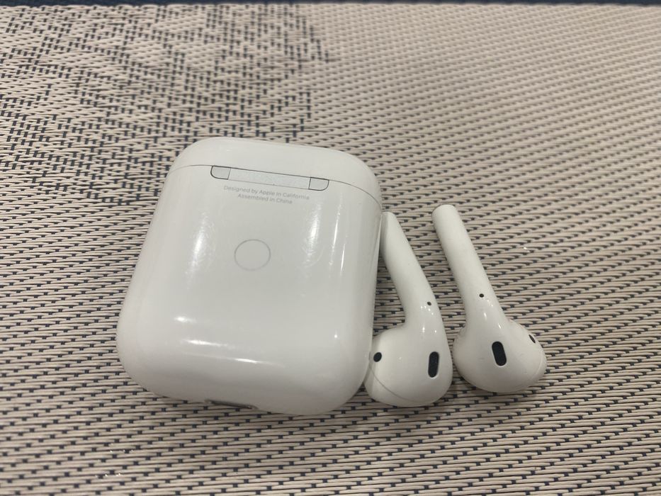 Airpods 2 кейс с беспроводной зарядкой