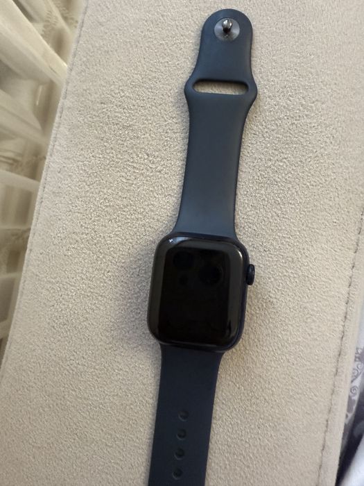 Apple watch  ser 7  41 mm