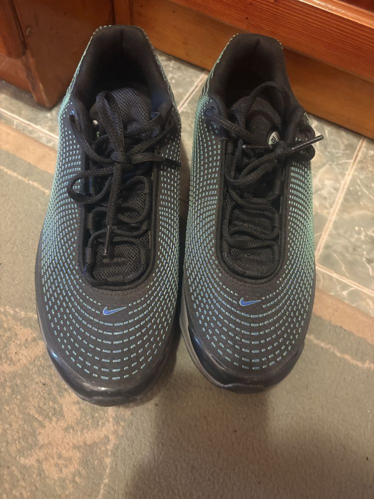 Обувки nike DN..