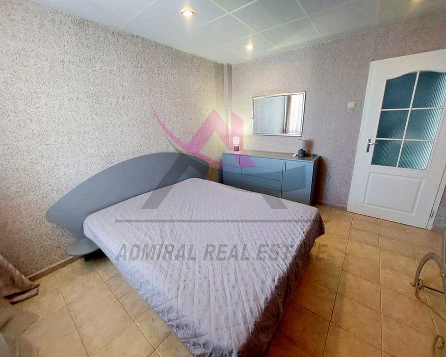 ТОП Локация! Просторен- Тристаен- Чайка