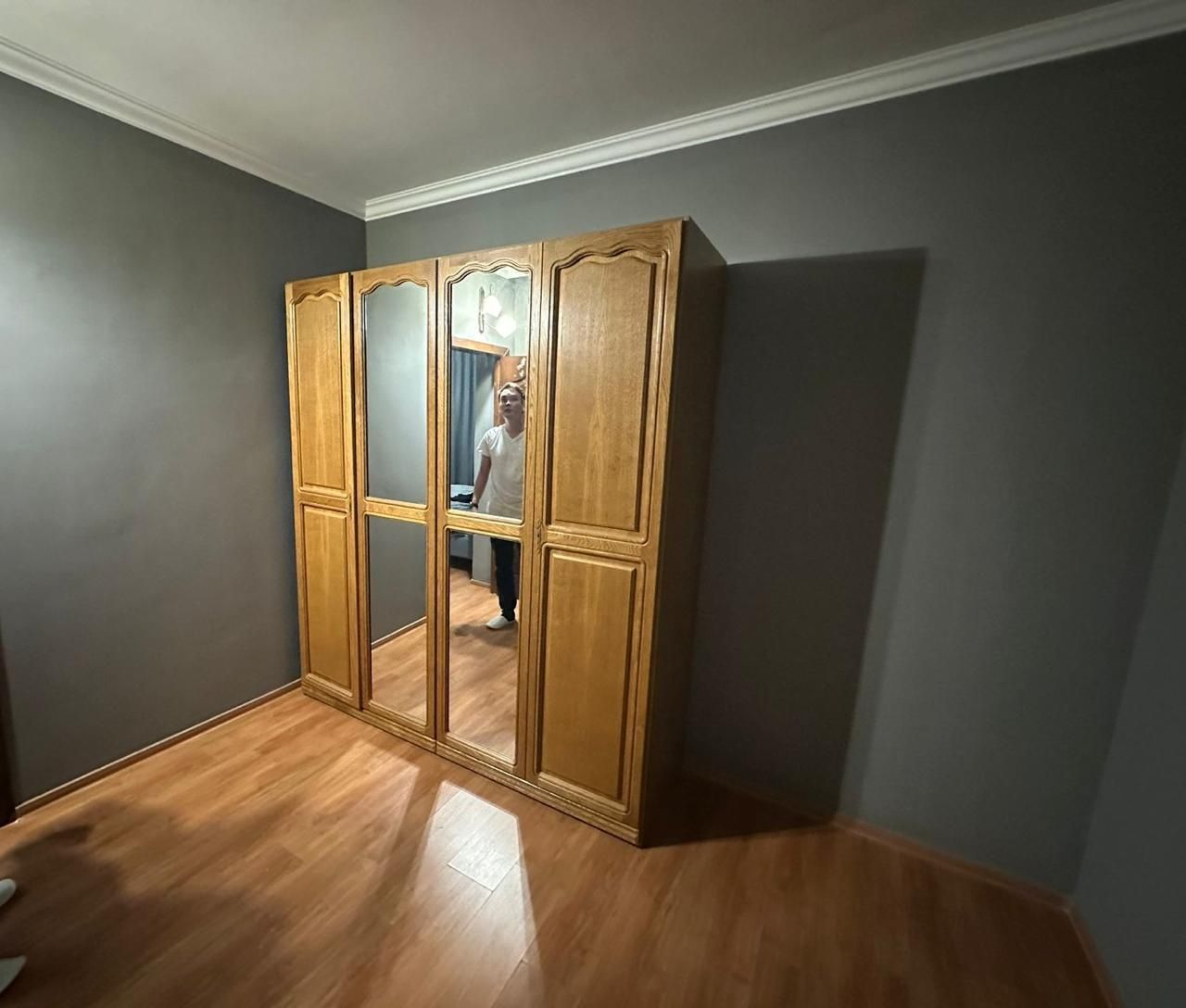 Шкаф 3 дверный с зеркалом