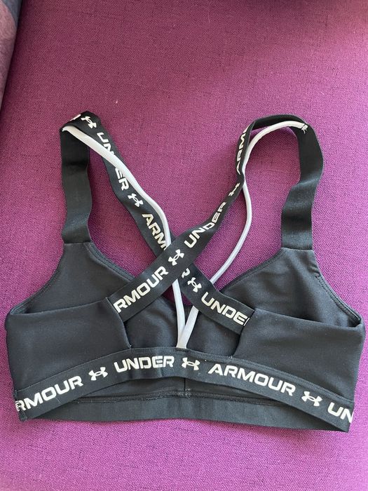 Спортно бюстие Under Armour XS