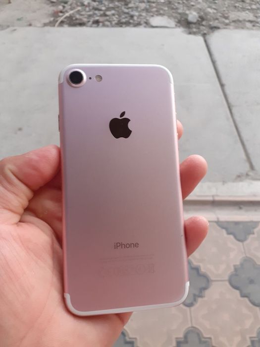Iphone 7    32. Gb
