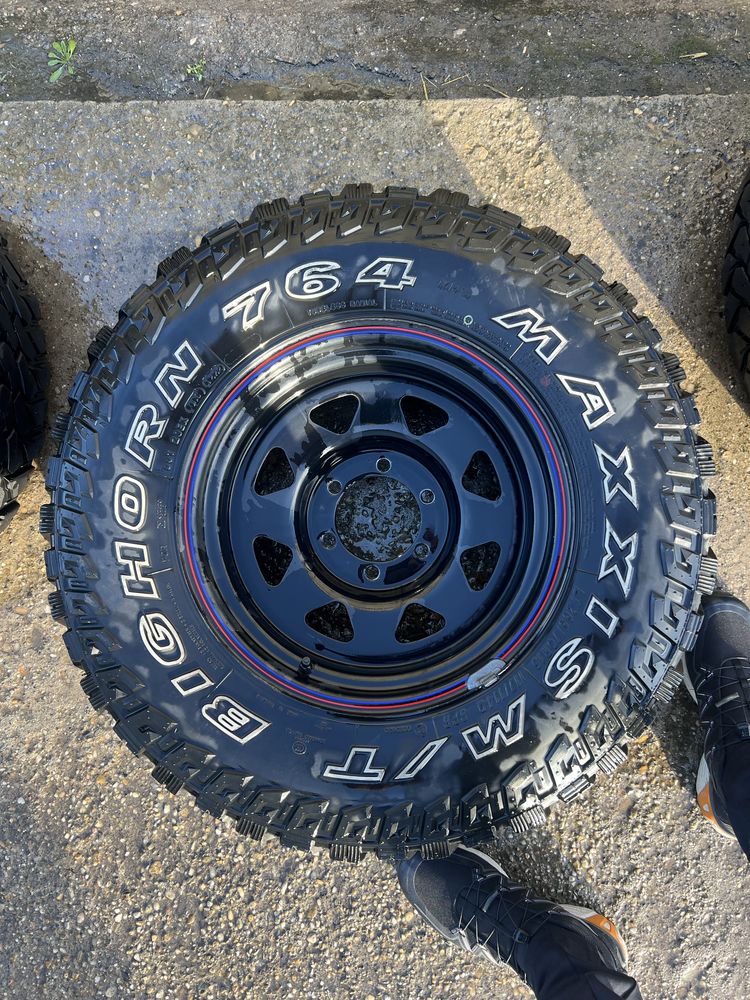 Vand jante cu anvelope offroad