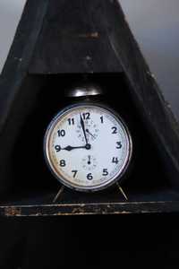 Античен часовник / будилник Junghans