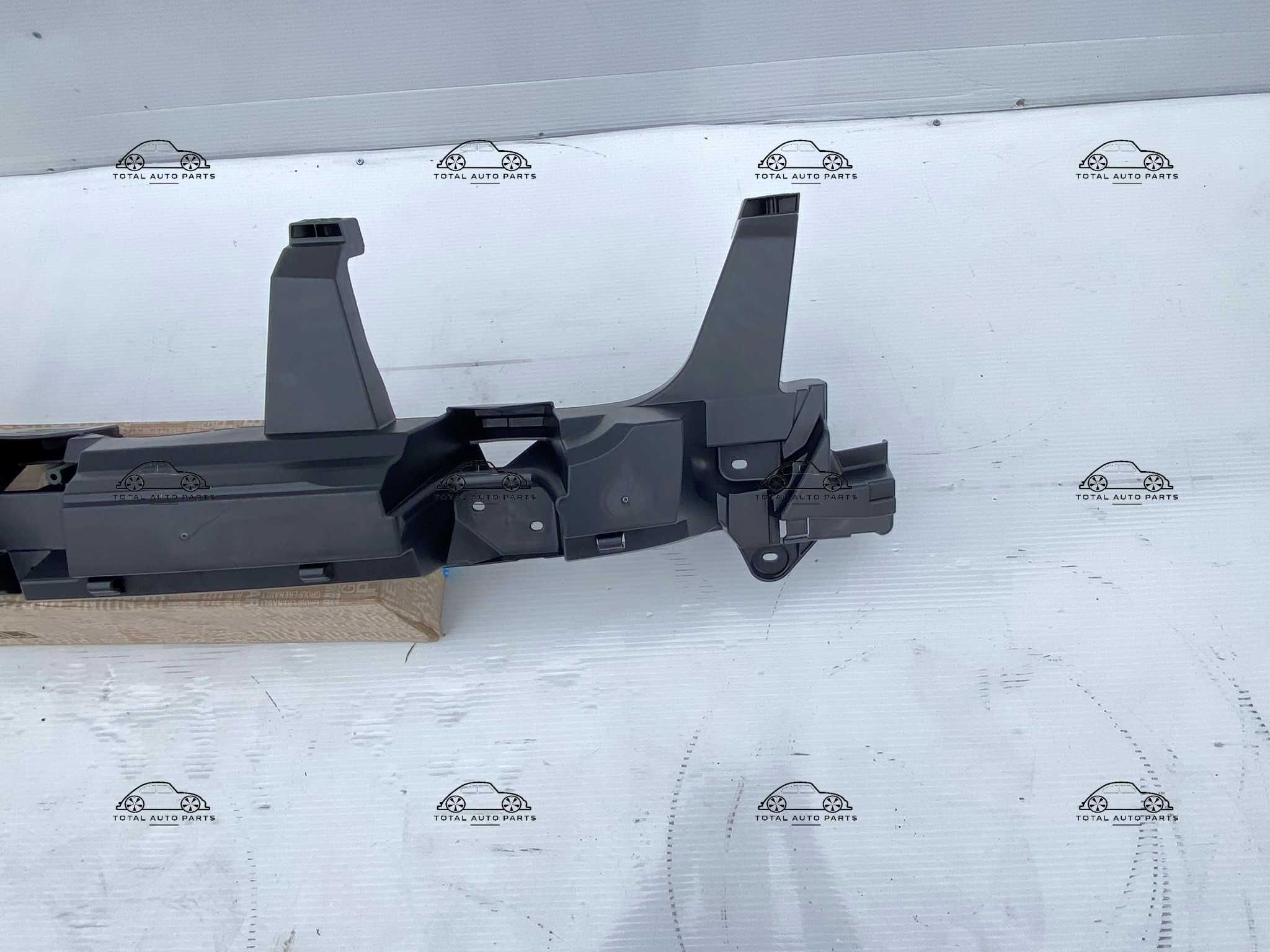 Armatura plastic bara spate Dacia Duster 2 2018+ noua originalaRenault