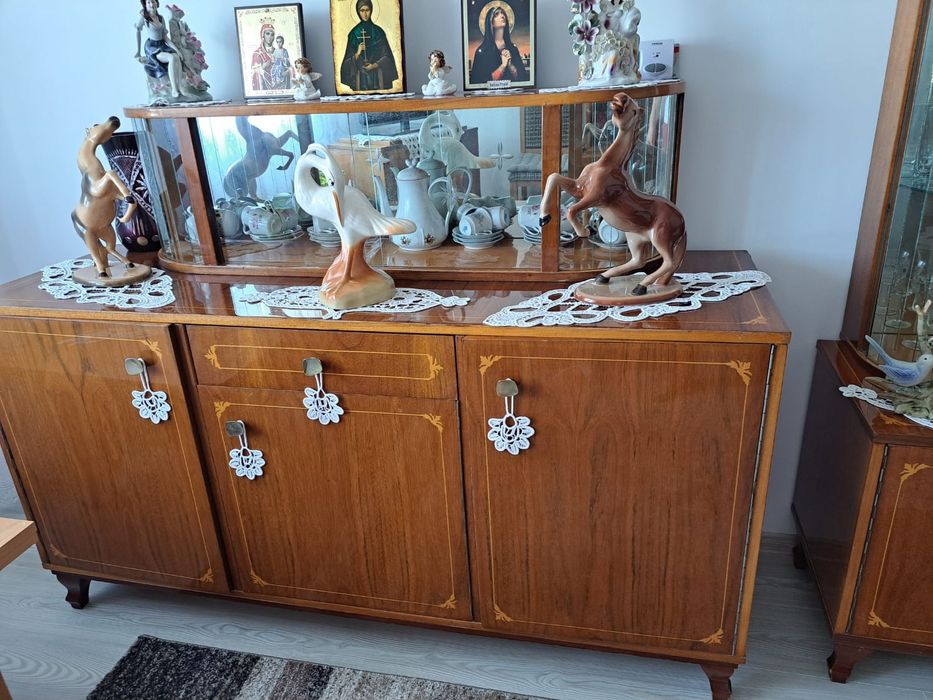 Mobila vinted in perfecta stare