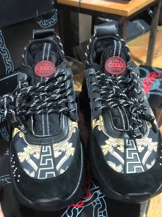 Versace chain reaction medusa