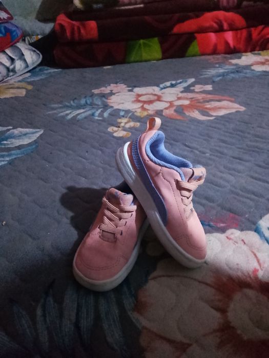 Adidasi puma de copi