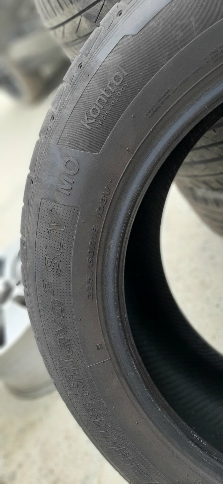 Гуми 235/60 R18--103V